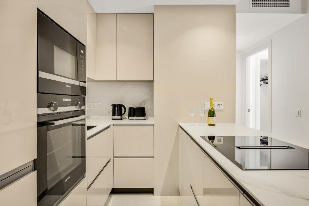 Magna Marbella 3 Bed with spectacular views - 4