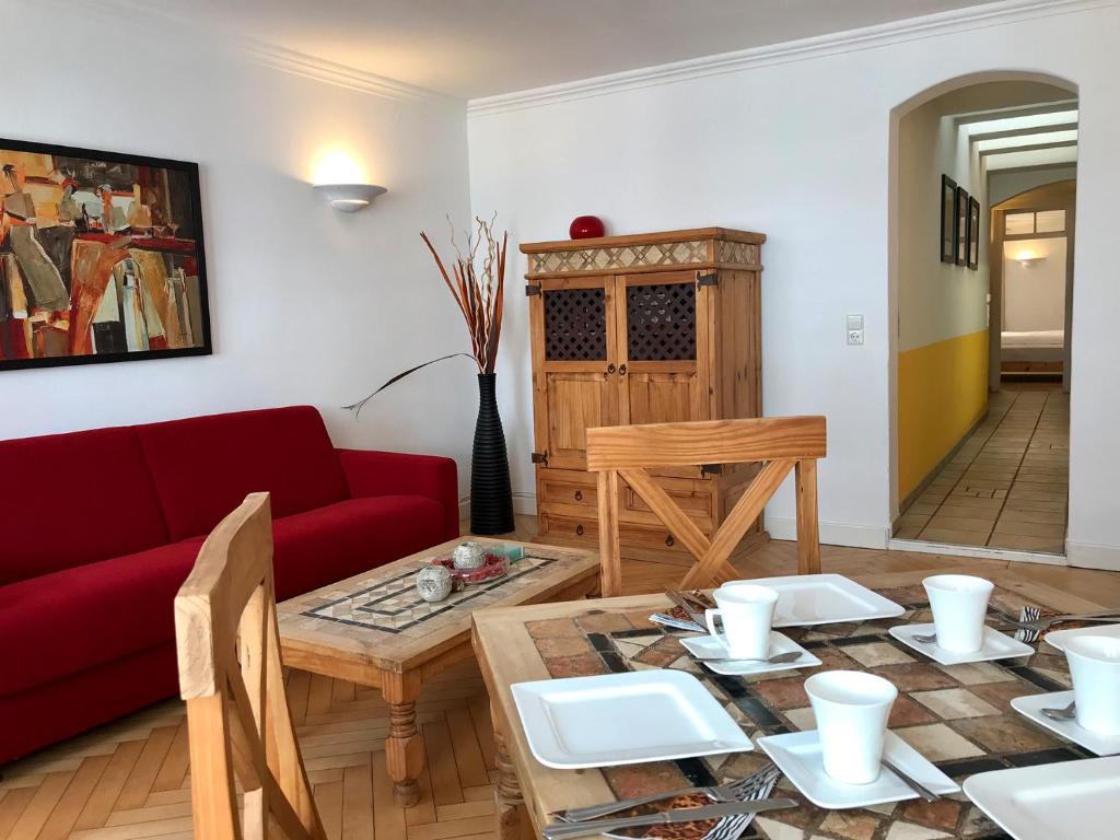 Ferienwohnung Am Stadtpark - Charmant, seenah, zentral in historischem Gebäude - 5