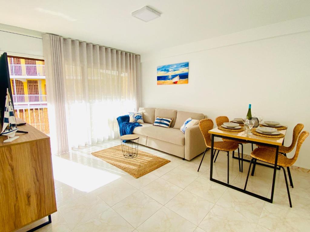 Golden Port Cambrils, Cambrils