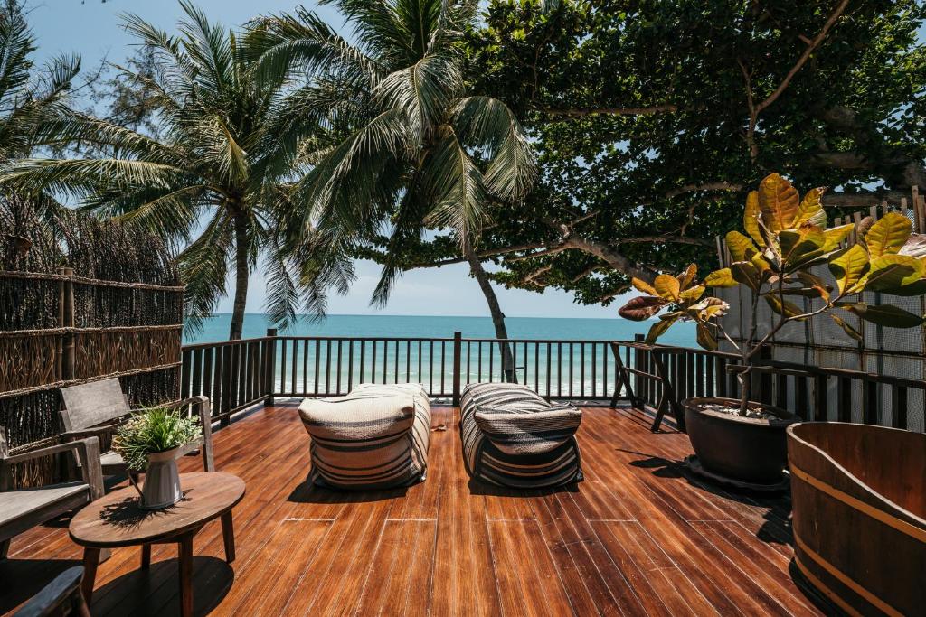 Sand in My Shoes Beach Loft