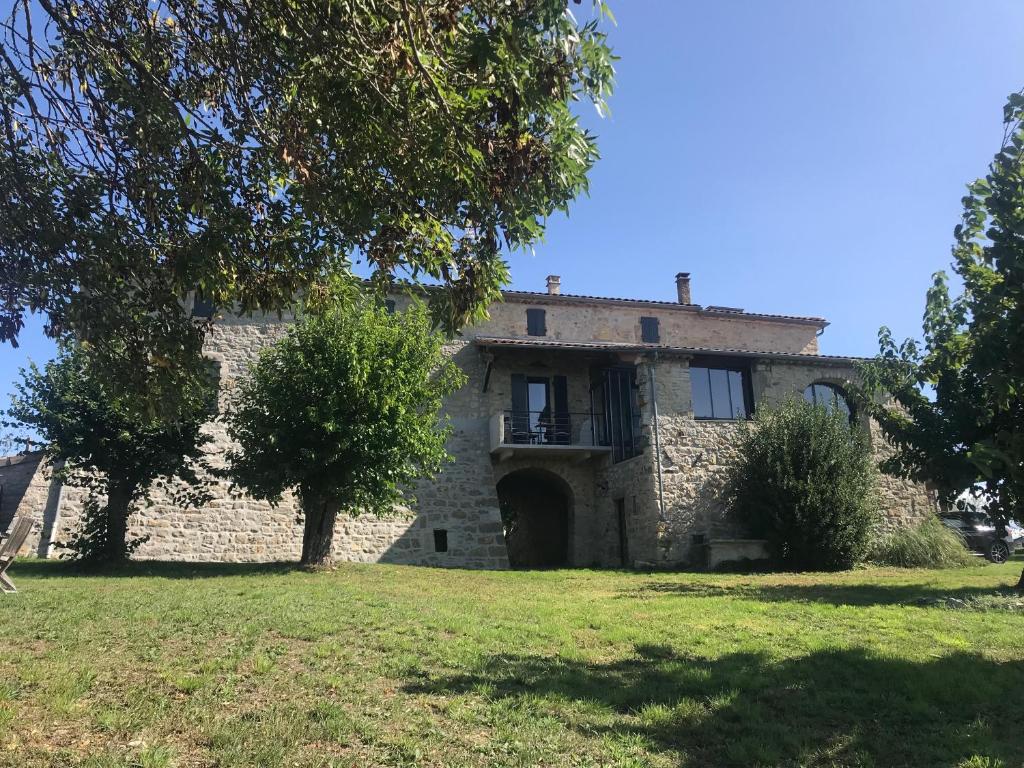 Le Mas Vivarés, Lablachère