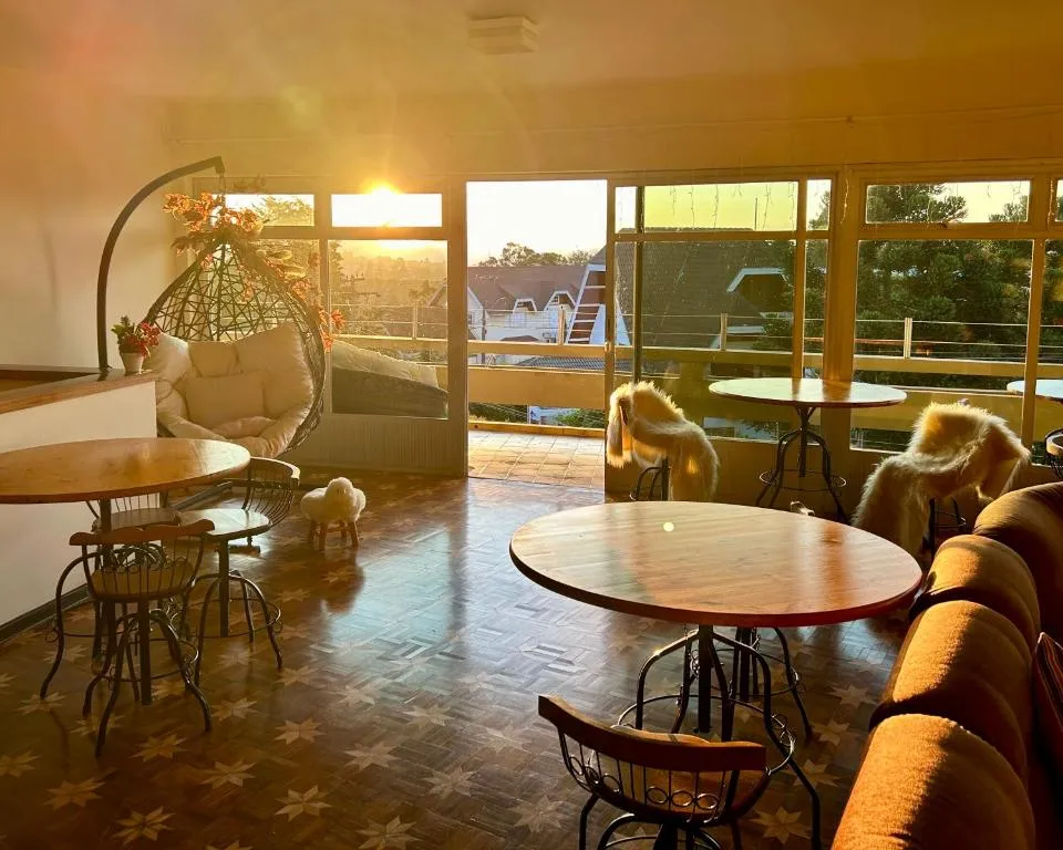 Hotel Casa Redonda Boutique Spa，位于坎波斯杜若尔当的酒店
