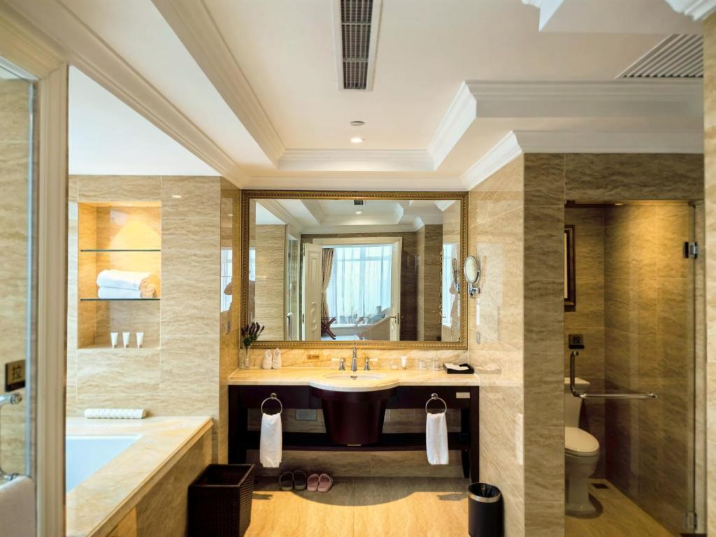 チンタオ ジエンシン インターナショナル ホテル - Facilities image