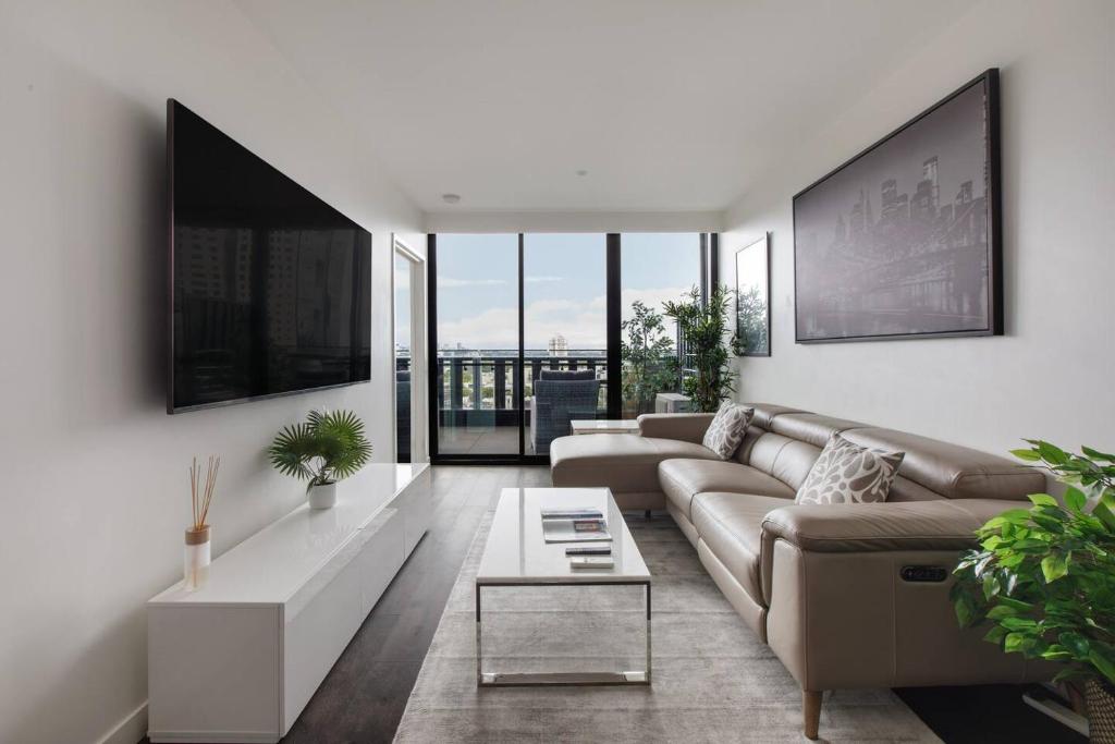 The Clarke - Sophisticated Southbank Living, Melbourne