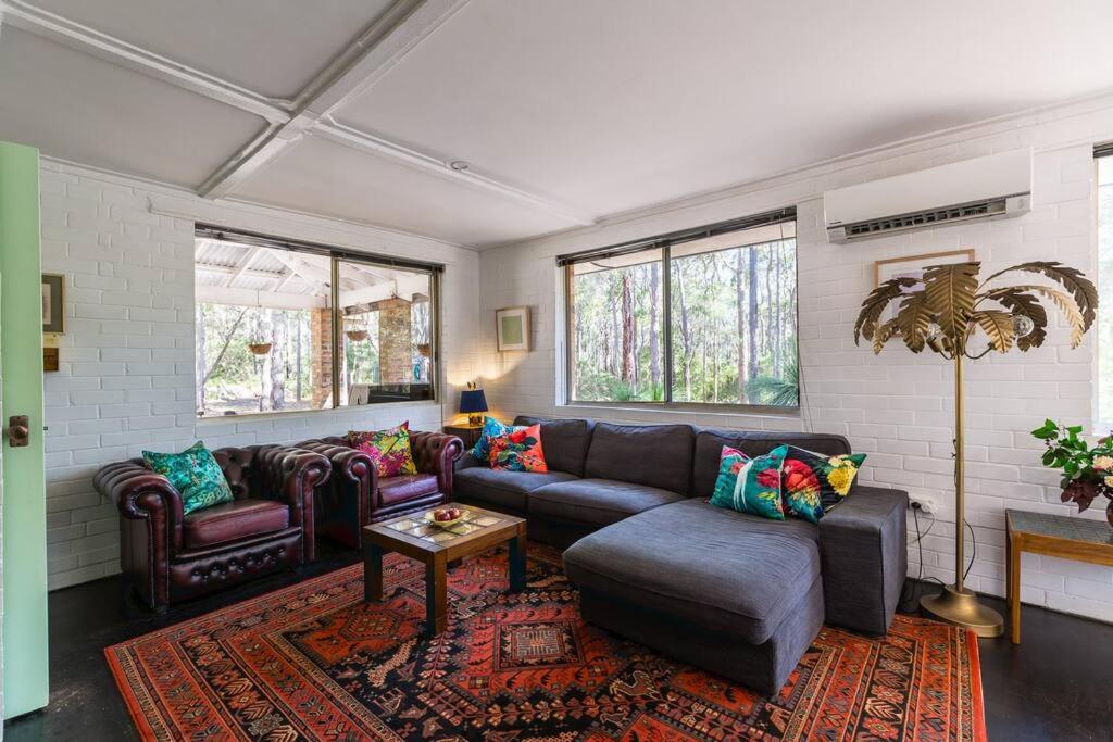 Bushy Sleeps - Eco Friendly Tranquil Escape, Gnarabup