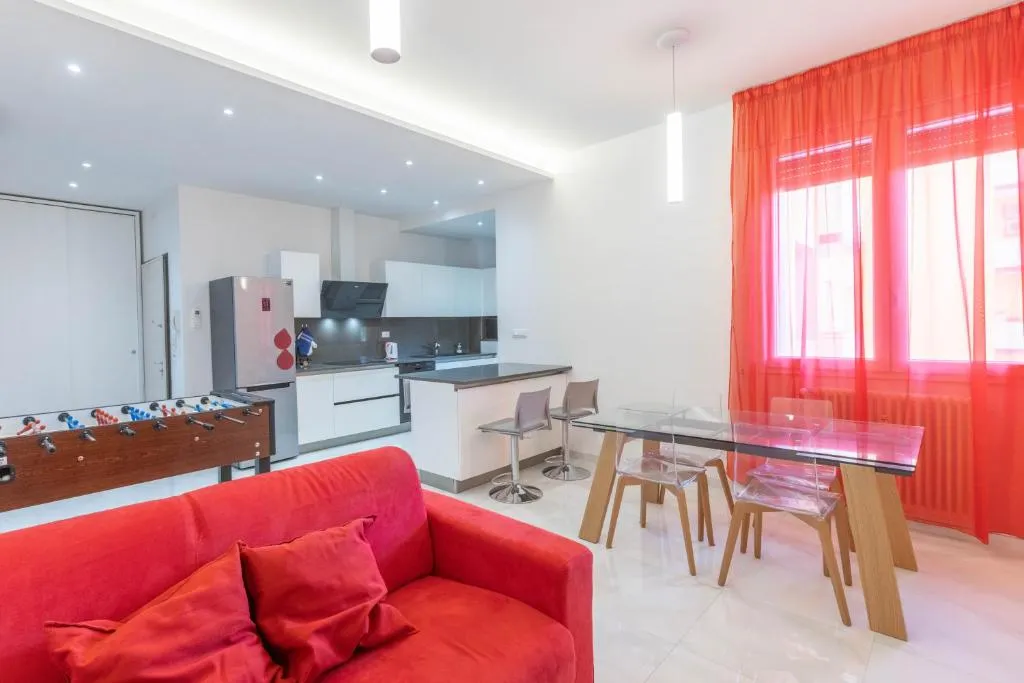 Navile, Bologna By Short Holidays, hotel in Bologna