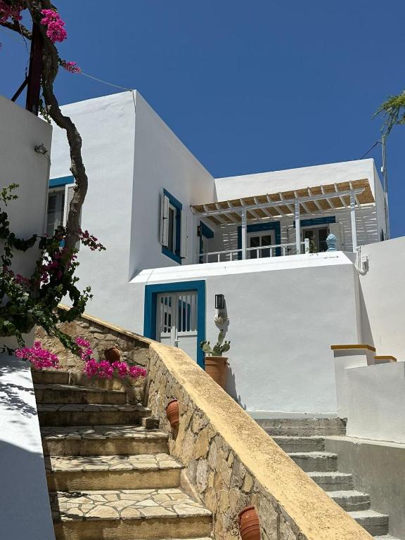 La Scaletta Guest House in Spilia Leros, Panteli