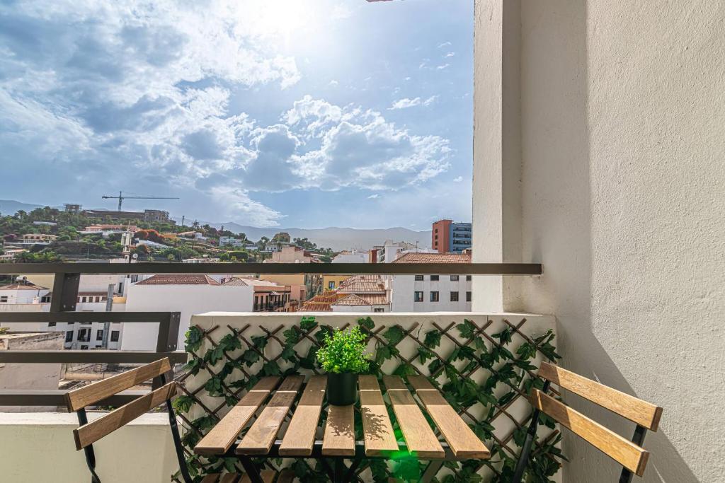 Apartamento en Puerto de la Cruz con vistas a la ciudad by Alterhome - 2