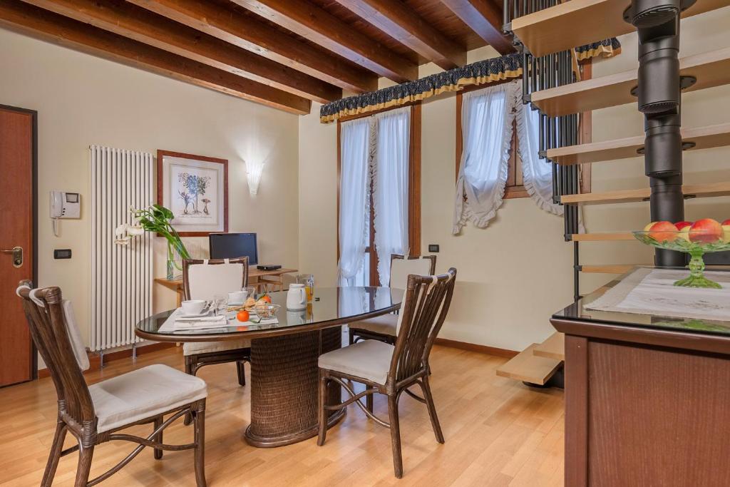 Palazzo Brando - Living Apartments - 4