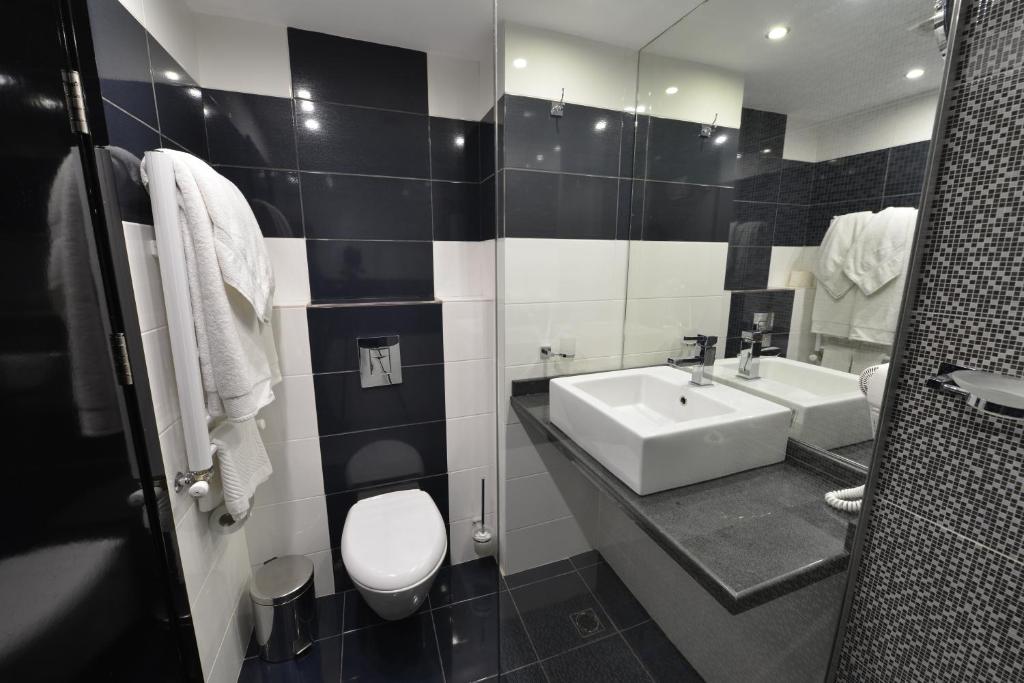 Grand Hotel Shumen photo