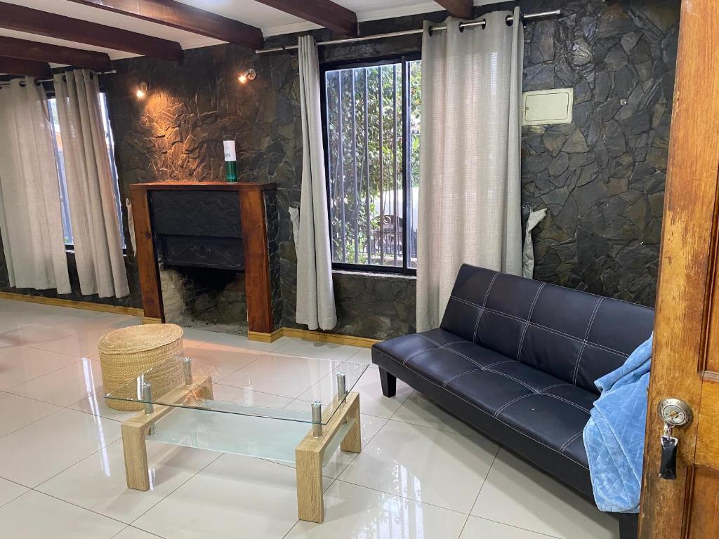 Gran casa , gran patio. - 3