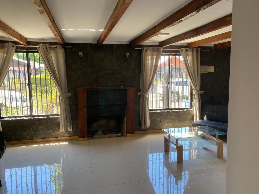 Gran casa , gran patio. - 5