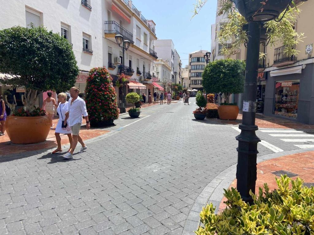 Center of Estepona Apartment - 1