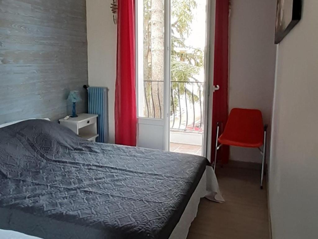 Appartement 3 pièces rénové proche plage, terrasse, animaux autorisés - FR-1-776-34 - 4