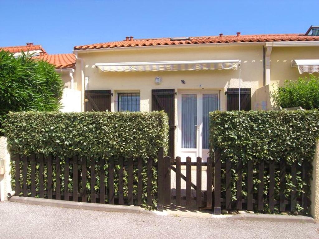Villa climatisée 5 pers à 600m plage - Terrasse, BBQ, WIFI, animaux ok - FR-1-776-52 - 1