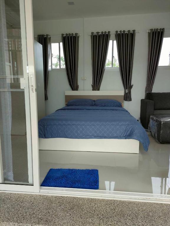Nongnuchs Homestay Queen Bed