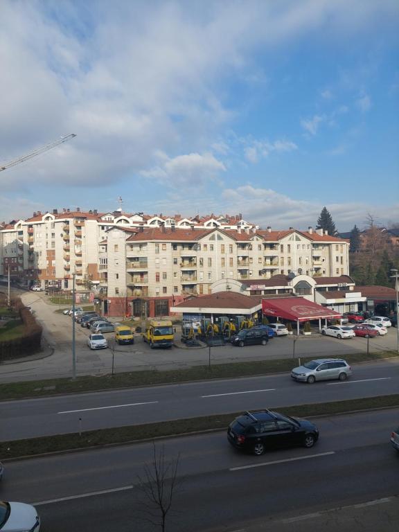 Sunrise Apartments - 2