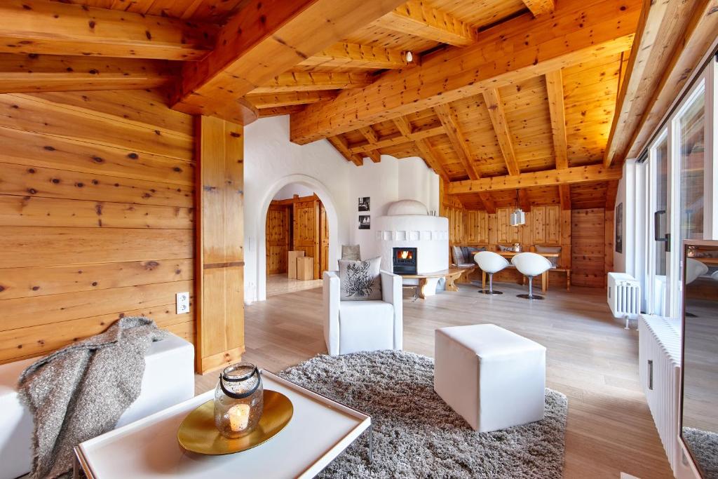 Livingroom - 2