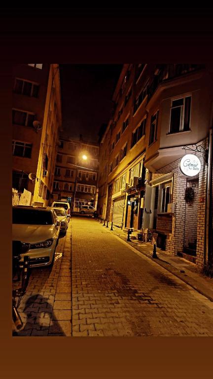 Cemre Suites