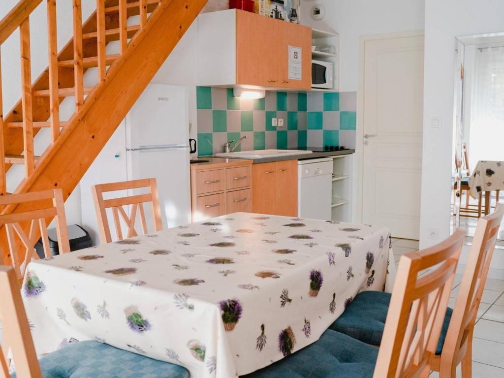 Pavillon 4 pièces avec garage, terrasse, et tout confort à Narbonne-Plage, 5 couchages - 4