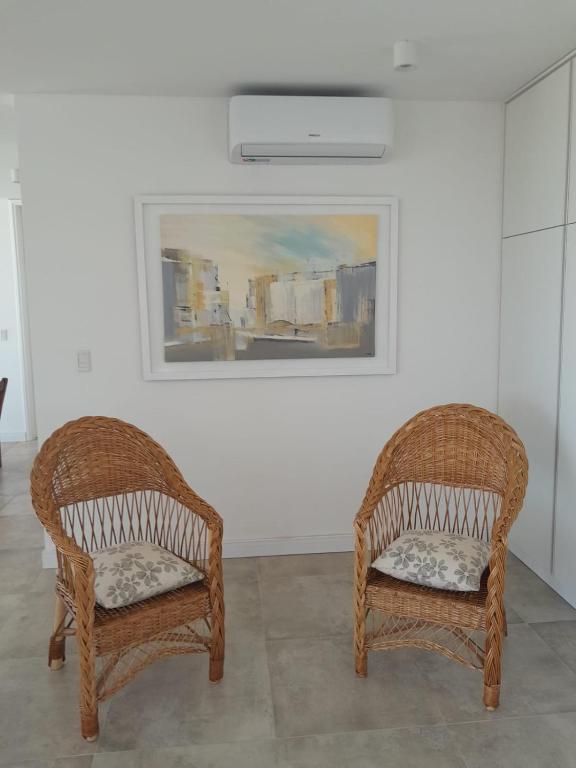 Hermosa casa en Puerto del Águila, a orillas del Dique Los Molinos - 3