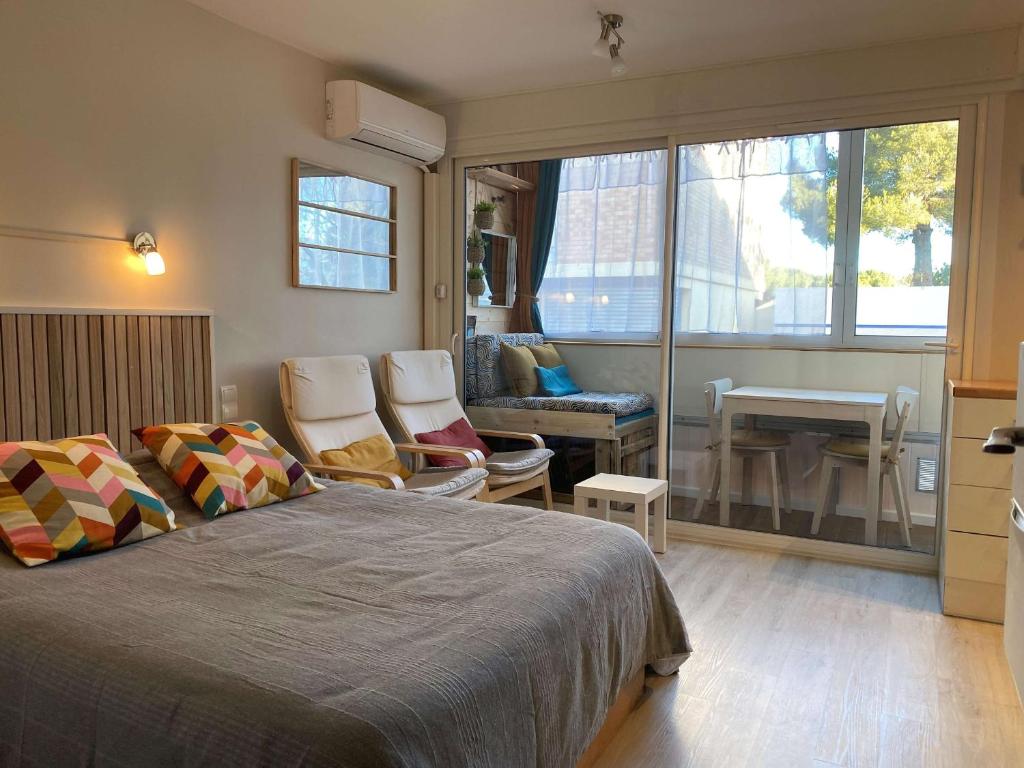 Studio Confort en Face des Thermes - Loggia, Clim, Parking - Balaruc-les-Bains - FR-1-553-243 - 1