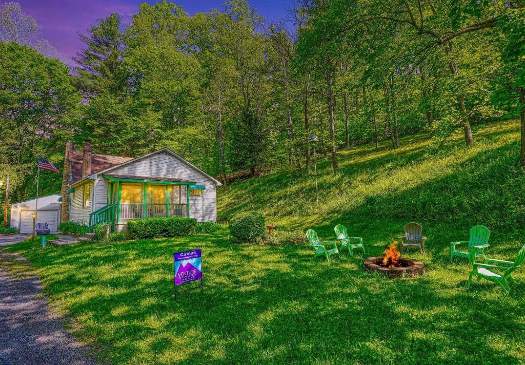 Hillside Hideaway, Logan