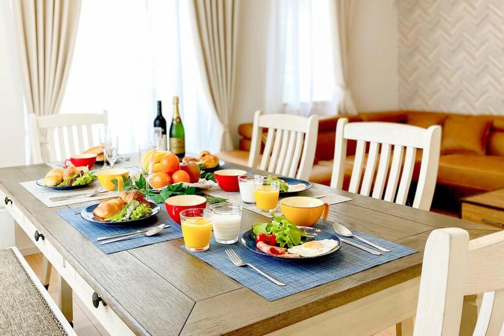 海まで3分！アメリカンビレッジまで5分 最大8名 Moana, Čatan