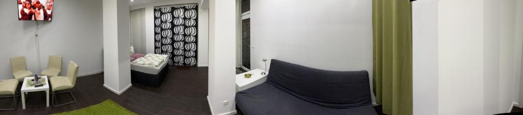 Luxuriöse Wohnung mit eigenem Garten - 2