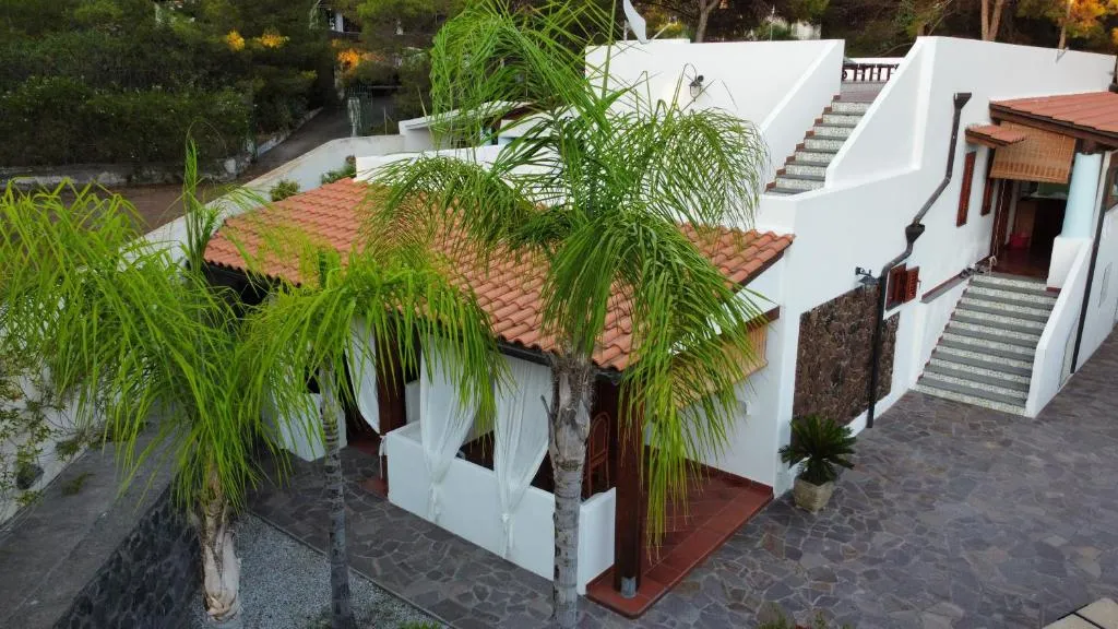 Villa Crimi, hotel in Vulcano