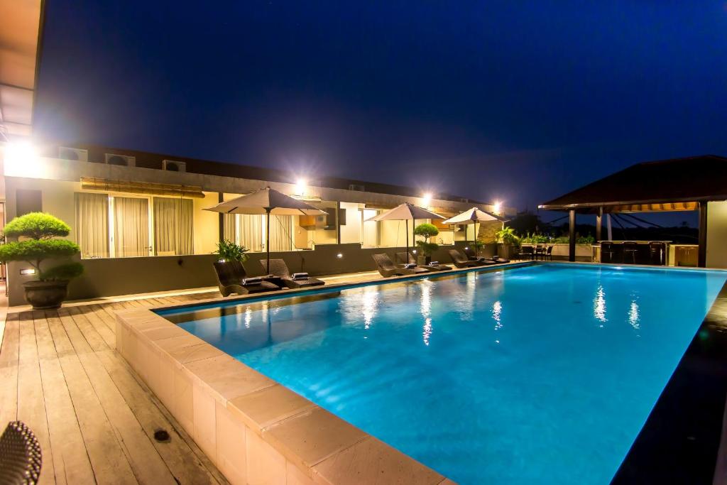 Seminyak Square Hotel And Villas