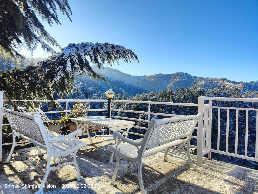 Balcony/terrace, Vatsalyam Home Stay in Shimla