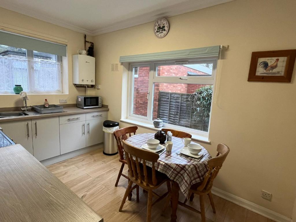 Ground Floor Apartment, Church Stretton photo 3