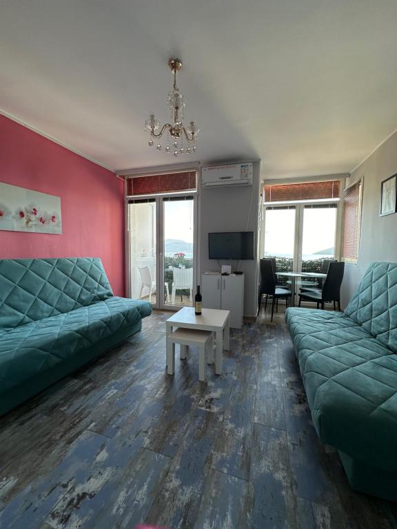 Sea Apartment Igalo - 3