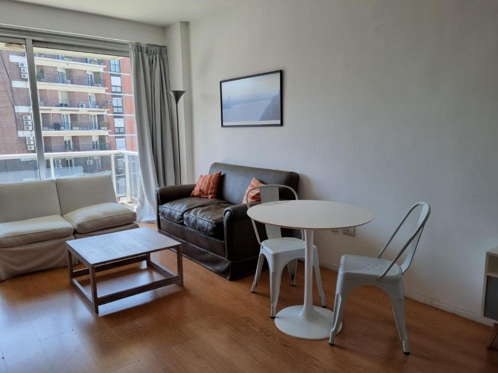 Luminoso y acogedor estudio en corazón de Recoleta - 3