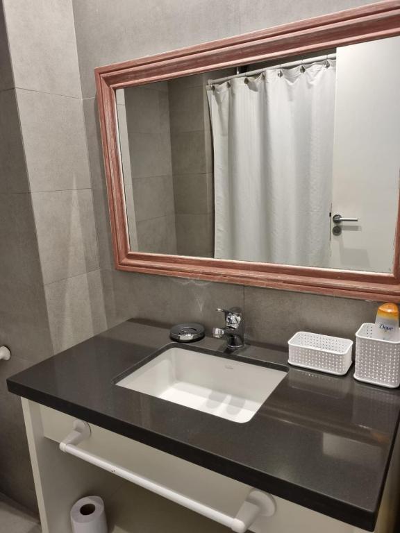 Luminoso y acogedor estudio en corazón de Recoleta - 5