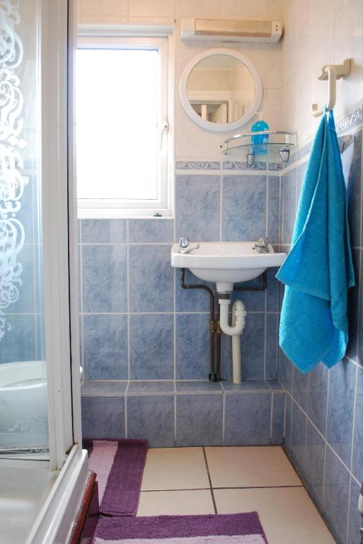 Clift Guest House photo