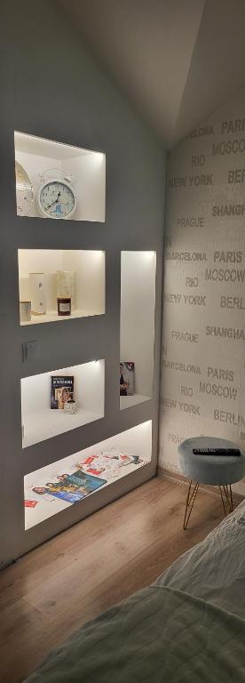 Sleep and travel, Sarajevo