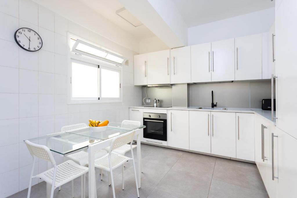 Home2Book Stylish & Bright Apt, Santa Cruz Center - 4