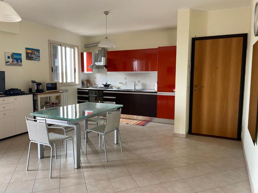 Leto Apartment, Letojanni