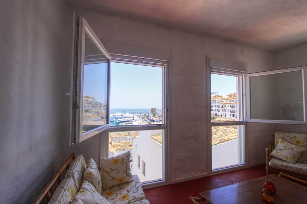 1079 - Frontline Puerto Banus Apartment - 4
