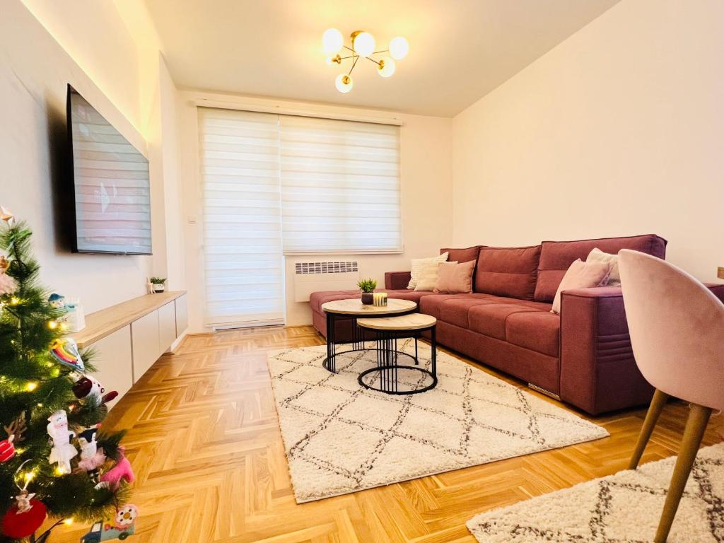 Apartman Feniks, Pale