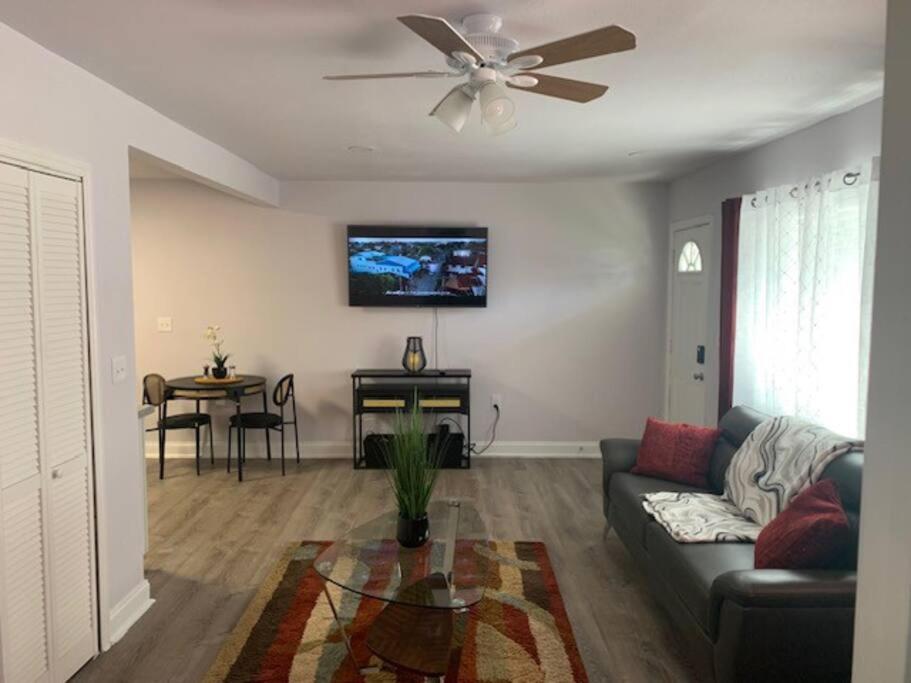 Pinecrest home away from home., Tampa