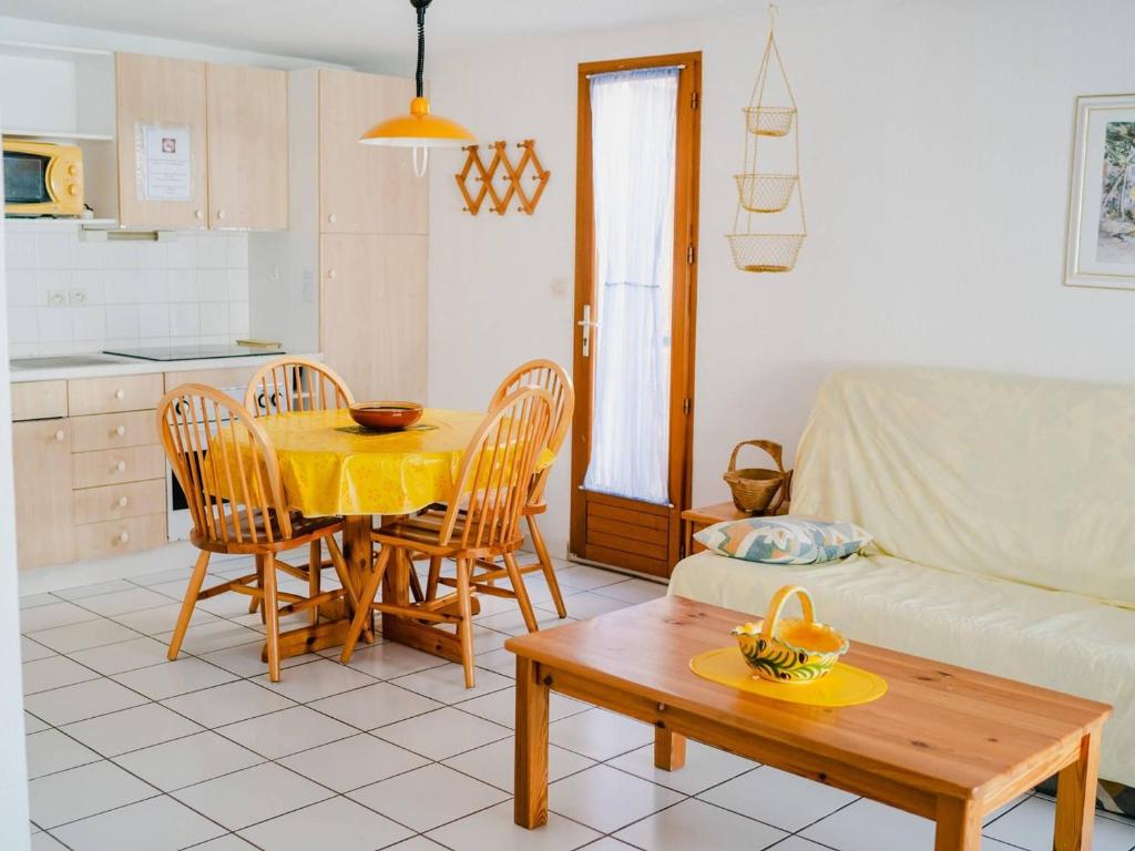 Villa 2-pièces au calme avec mezzanine, terrasse et parking - 5 couchages - Animaux acceptés - FR-1-409-130 - 2