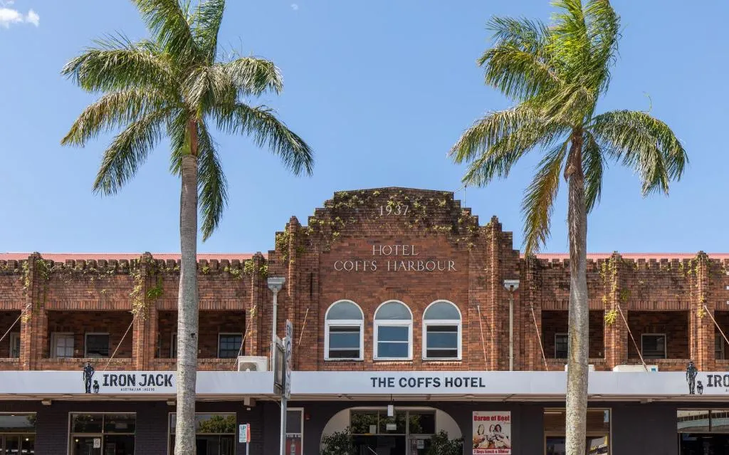 Coffs Harbour Hotel，位于科夫斯港的酒店