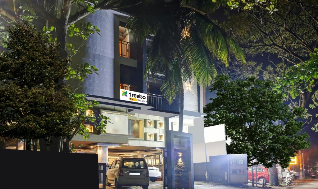 Prithvi & Ganga Apartments 1 East Hill Road Near Dr.Sasidharan clinic