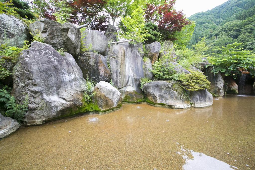 Open air bath