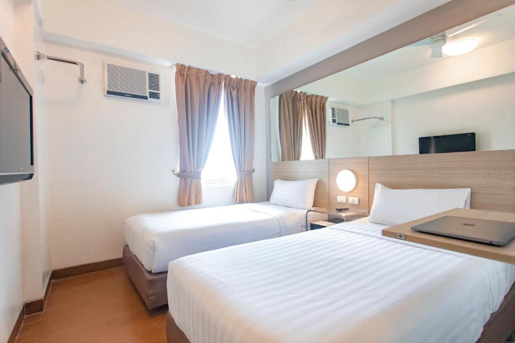 Manila Red Planet Makati Avenue Manila room
