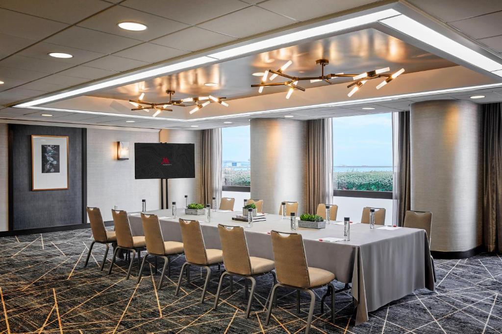 Sala de reuniões / Salões de baile
