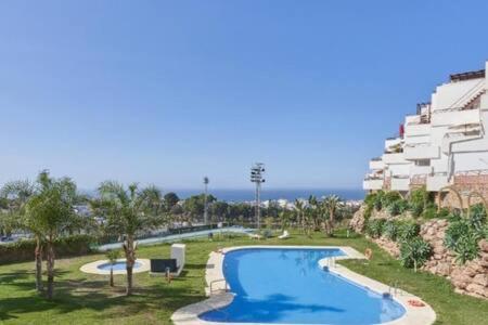 SHR044 Mar de Nerja Apartamento con piscina - 1